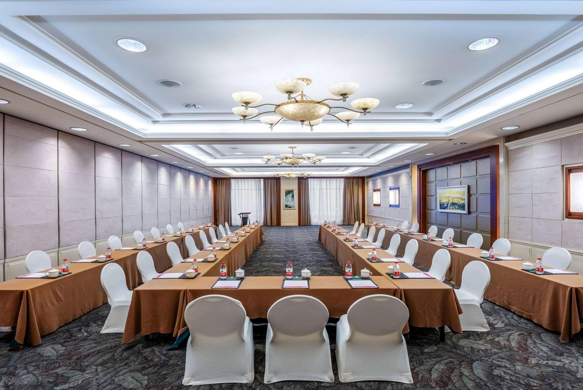 Ramada Beijing North Changping Exterior foto