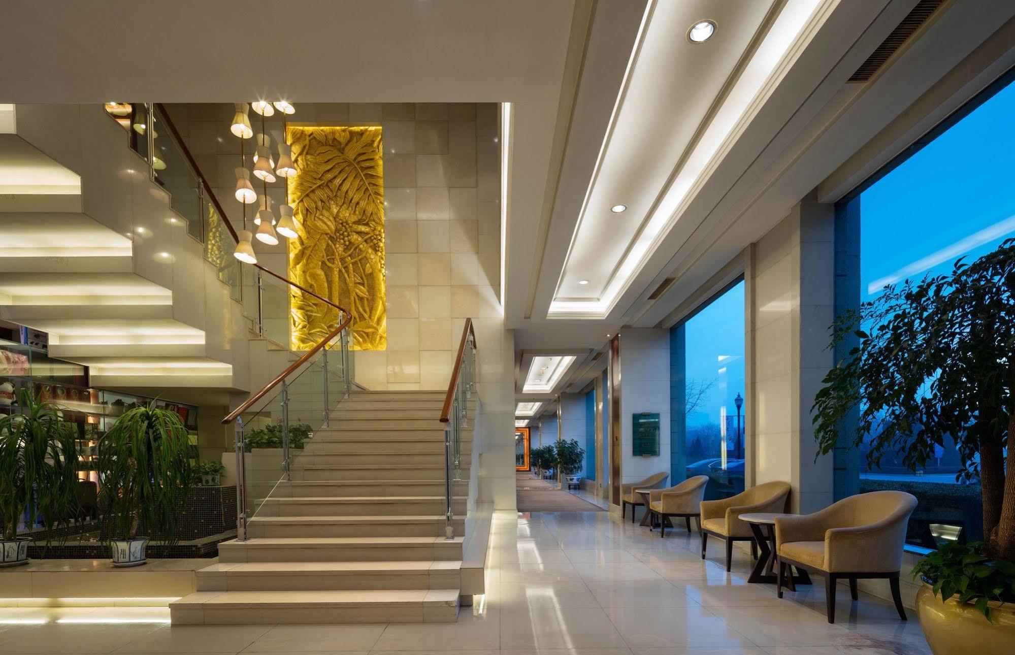 Ramada Beijing North Changping Exterior foto